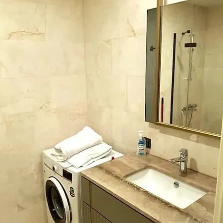 1+1 Luks Full Esyali Daire Estambul